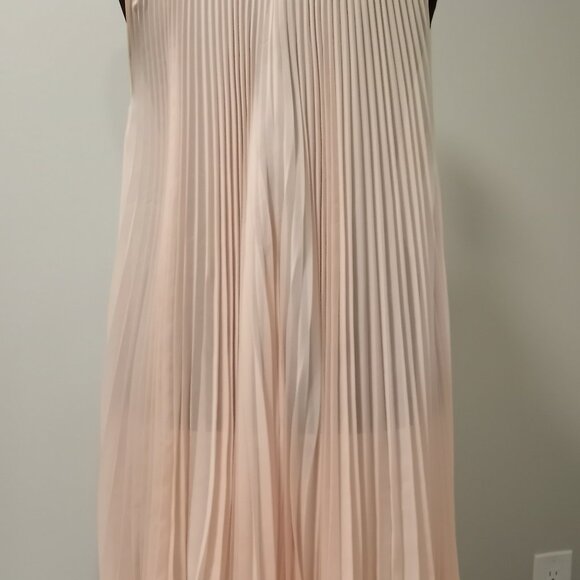 TED BAKER SHEER SUMMER PLEATED MAXI DRESS WITH RUFFLED WIRE HEMLINE SIZE 8 - Picture 4 of 8